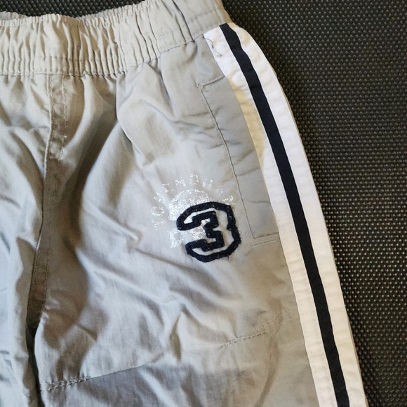 Children's place Grey athletic windbreaker track pants Size 6-9 mo - Picture 7 of 12